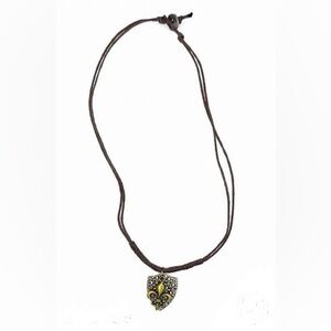 ❣️Urban brown and brass shield pendant long necklace❣️